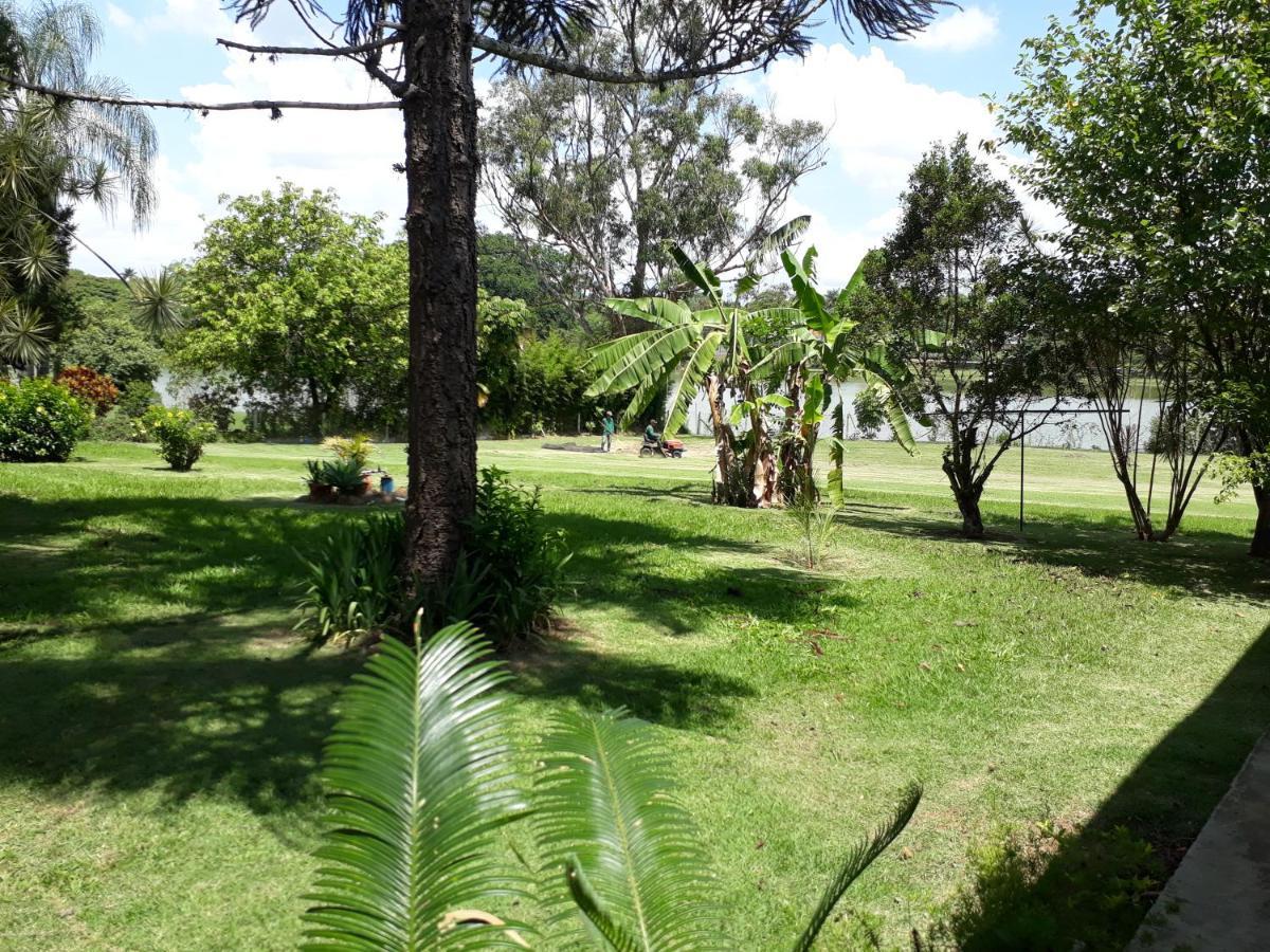 Casa Vista Lago Vitoria Regia Holambra Luaran gambar
