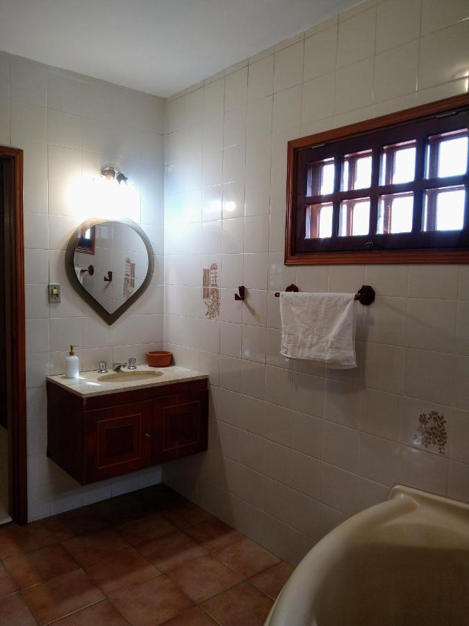 Casa Vista Lago Vitoria Regia Holambra Luaran gambar