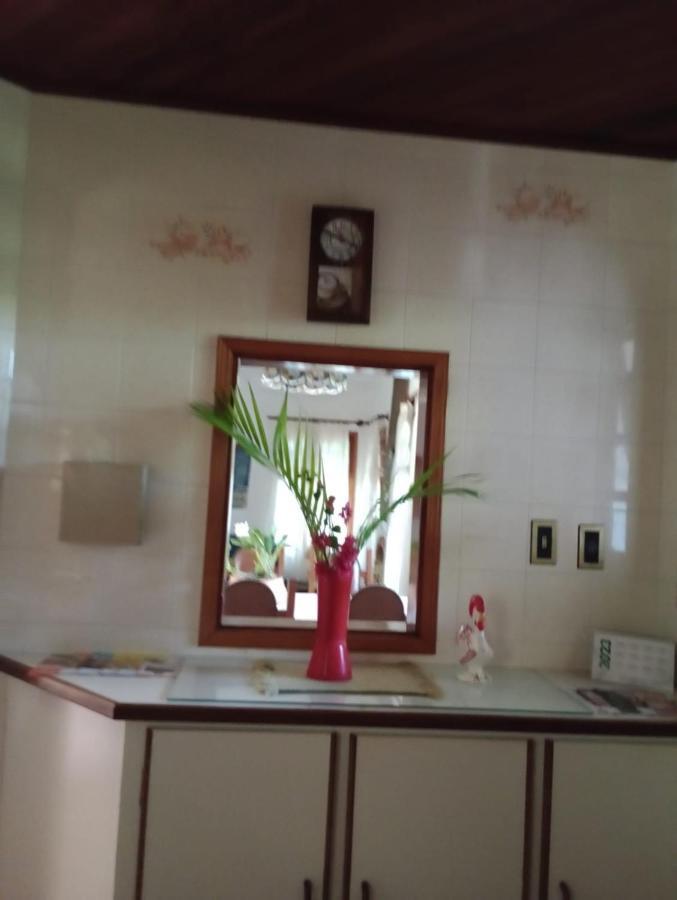 Casa Vista Lago Vitoria Regia Holambra Luaran gambar